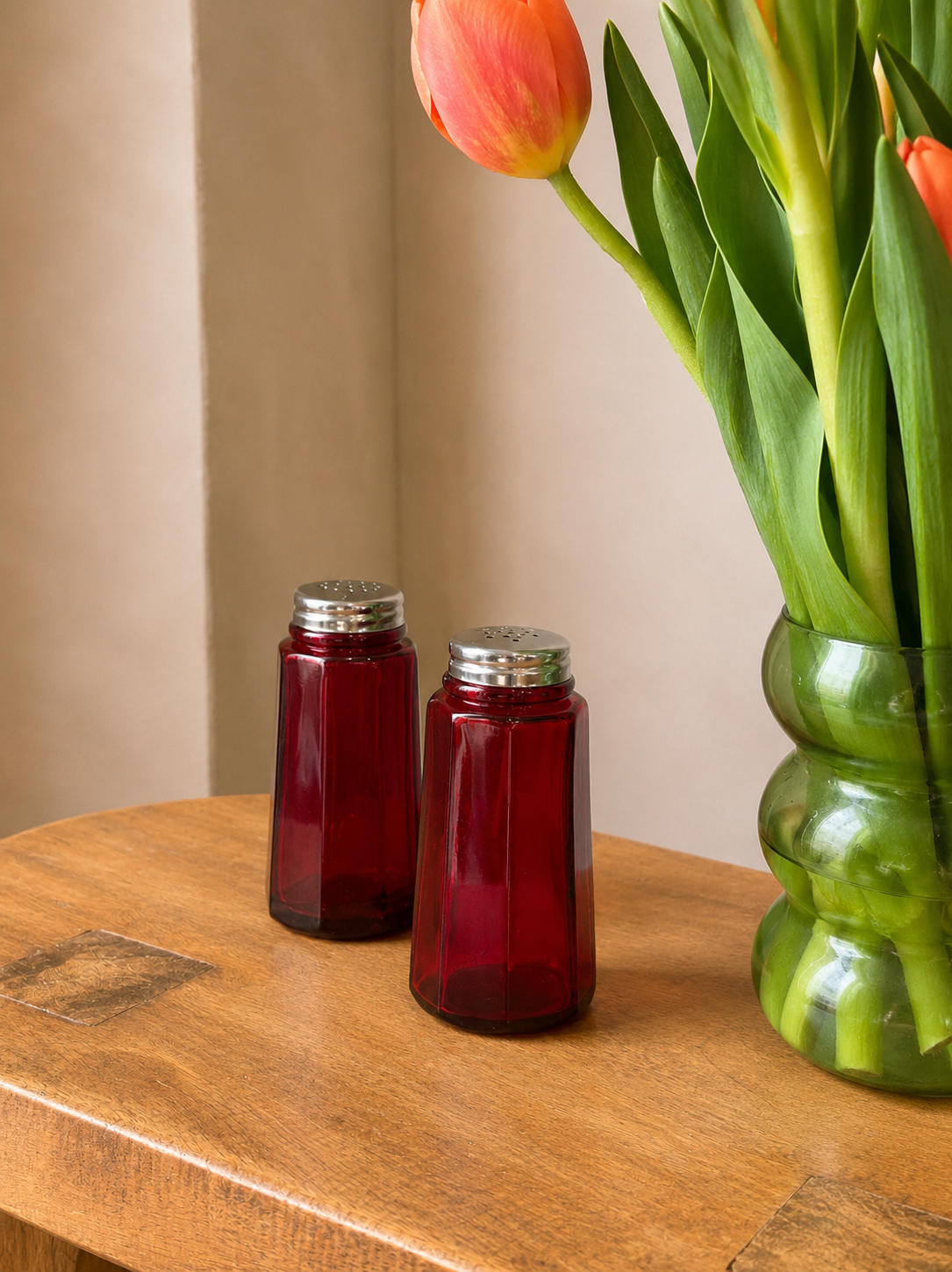 Soft Facet Glass Shakers